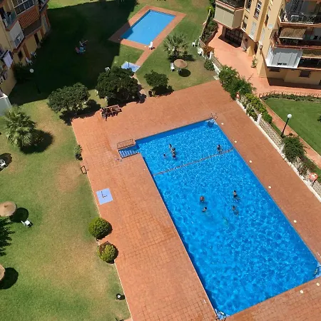 Amazing Playamar Views توريمولينوس