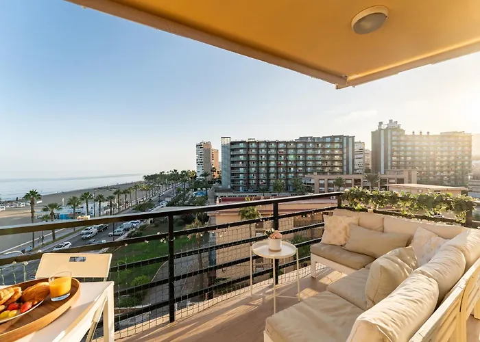 Amazing Playamar Views Торремолинос